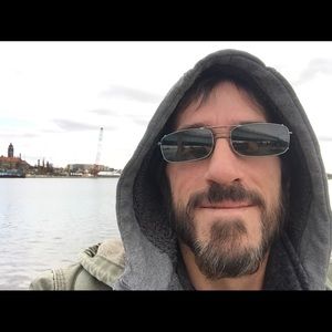 Meet your Posher, Jeffrey